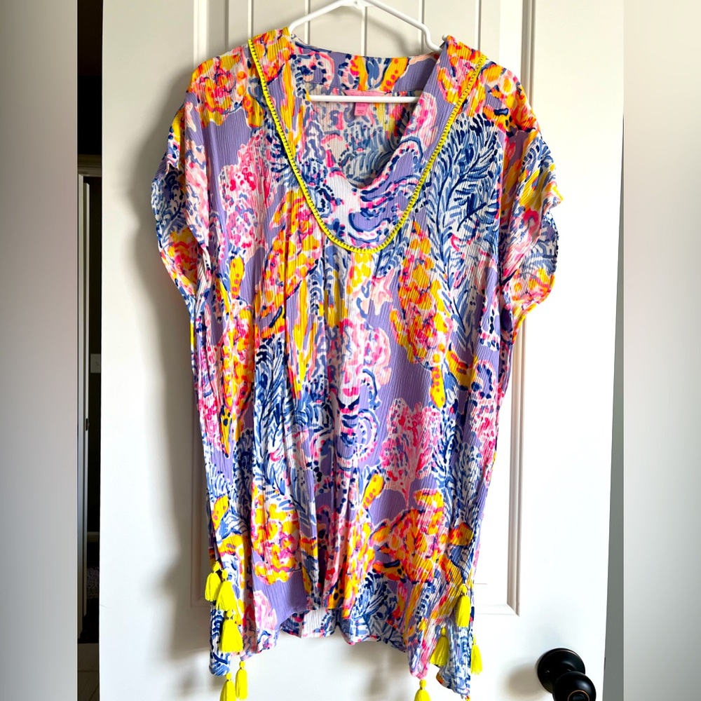 Lilly Pulitzer swim cover up - Picture 3 of 4